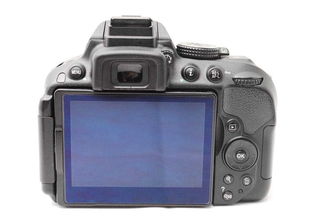 Nikon D5300★Wi-Fi搭載 ダブルレンズ 初心者 ショット数少ない！