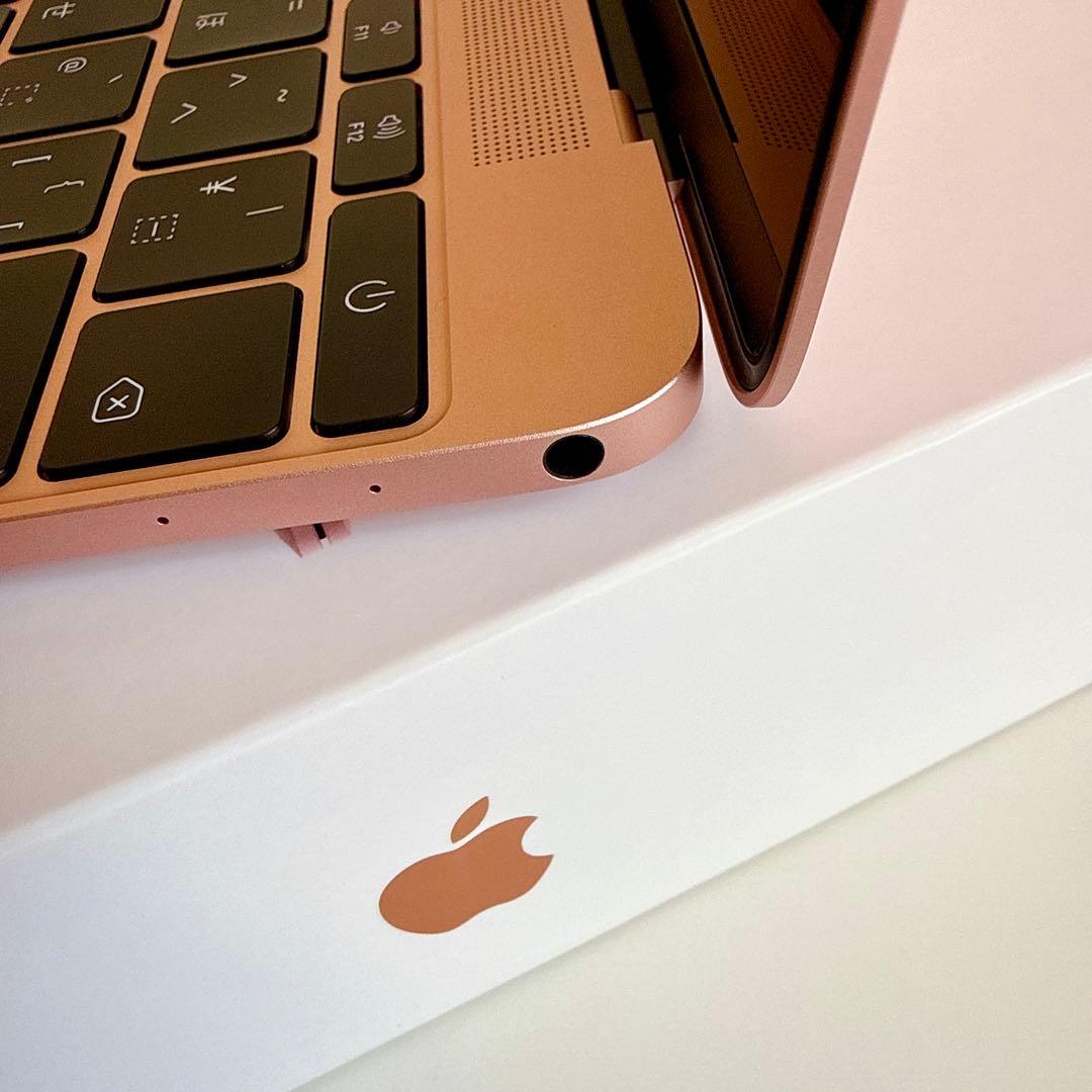 美品 MacBook Retina 2017 12インチ / Windows11