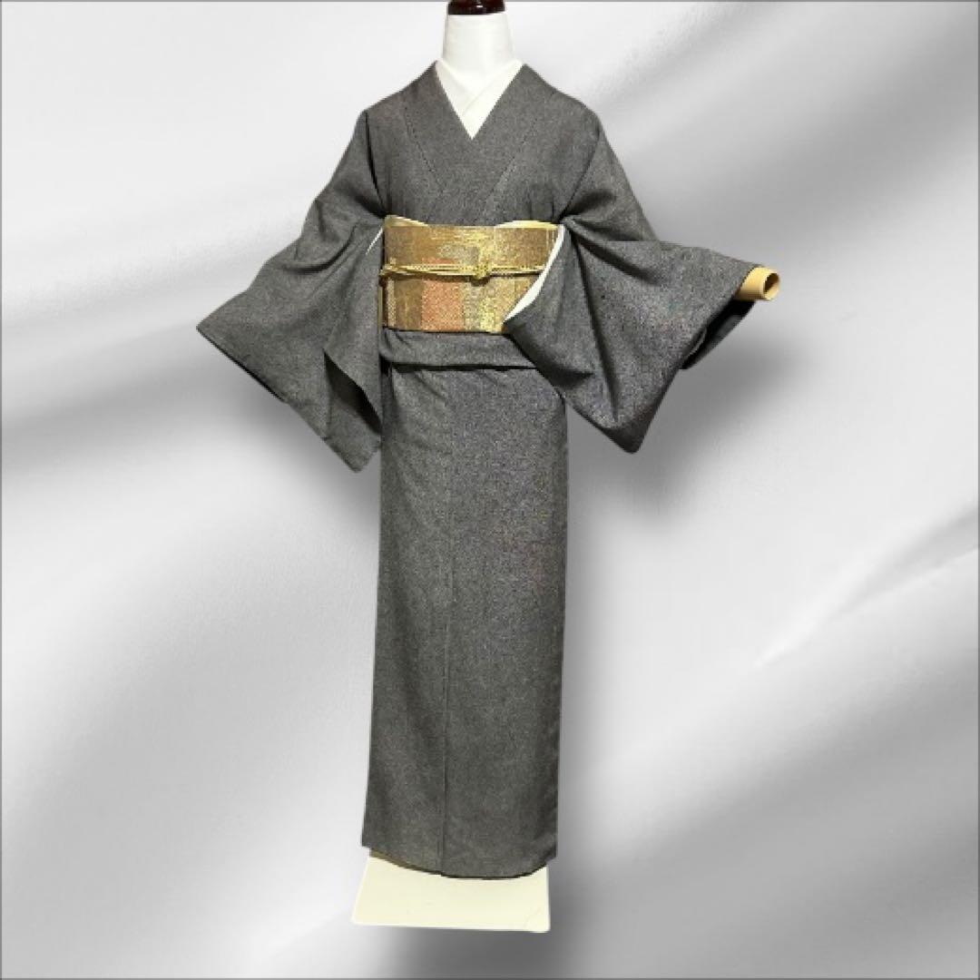 美品　袷　正絹　紋付　縮緬　鮫小紋　江戸小紋　フルセット　西陣唐織金箔袋帯