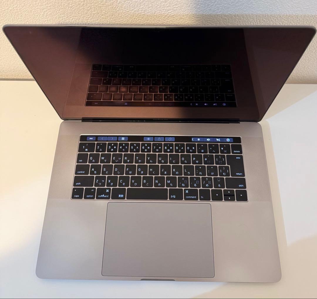 美品 Macbook Pro 2017 15インチ Windows 11 pro