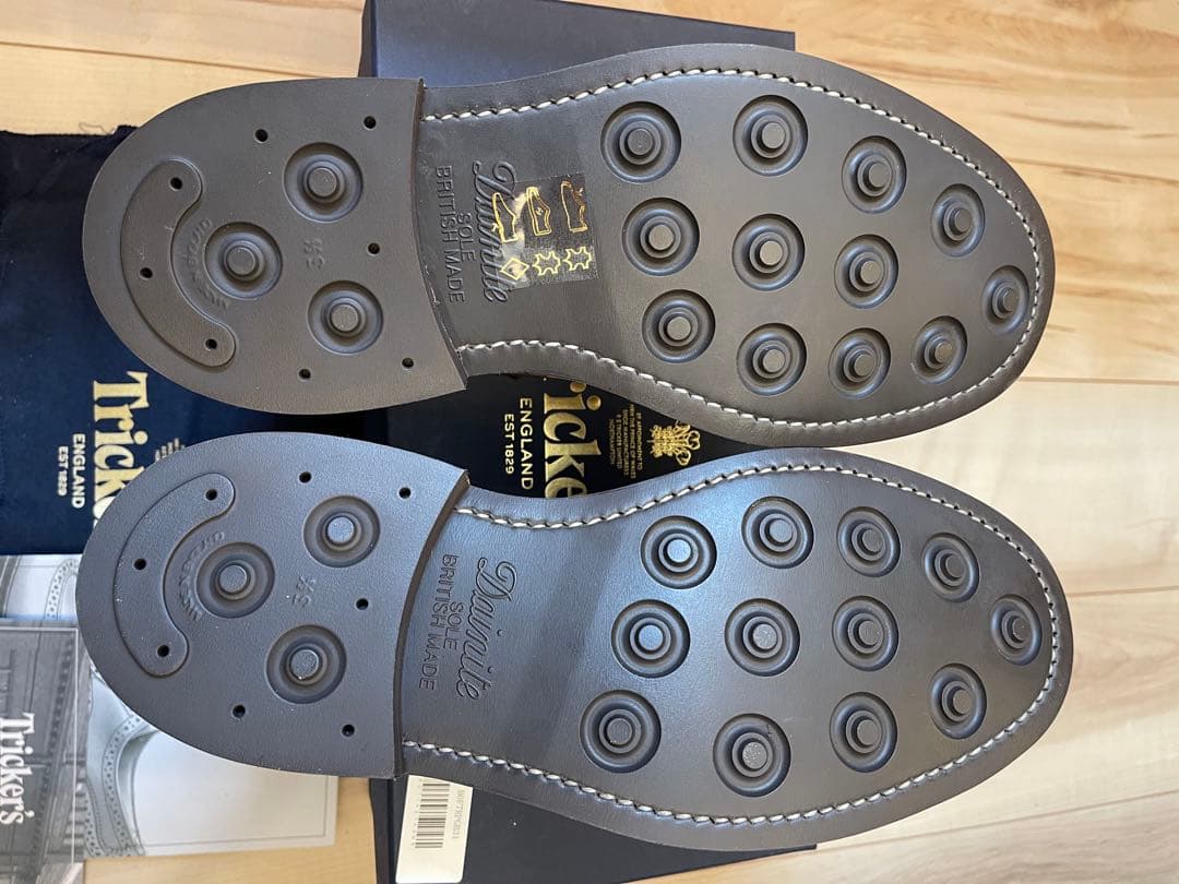 英国製新品Tricker'sトリッカーズダークブラウン ウッドストックUK7.5