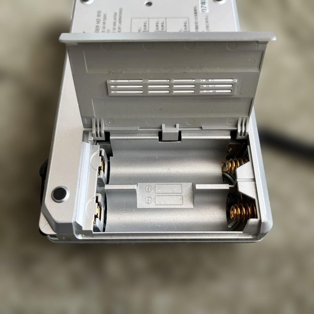 SONY ポータブルMDプレーヤー MZ-B10 動作品 MDディスク1枚付き