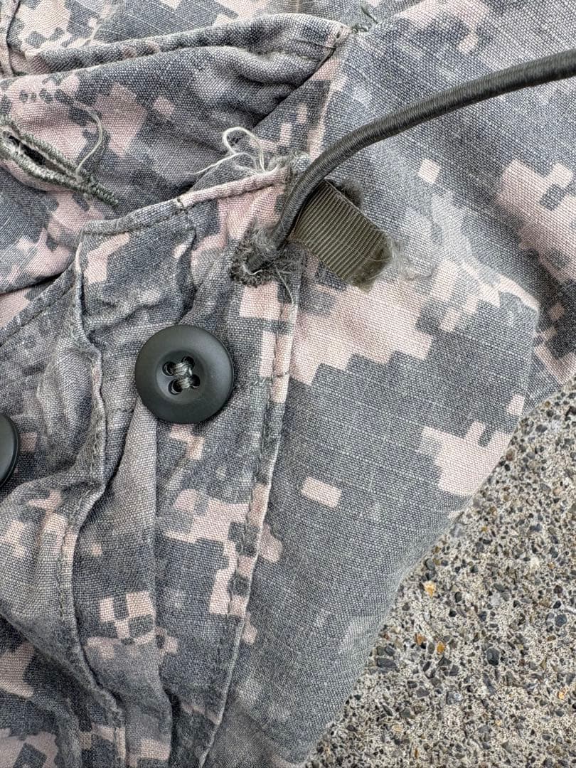 00s アメリカ軍 カーゴパンツ ARMY デジカモ LARGE-SHORT