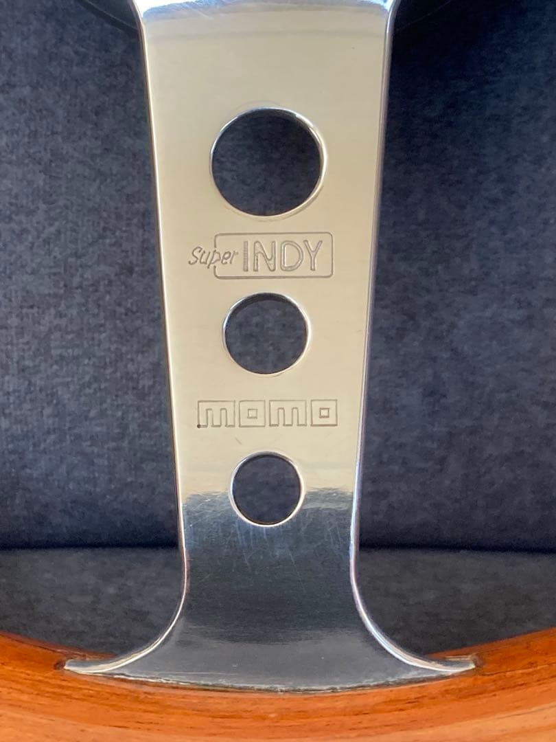 MOMO super INDY 1988年　ウッドステアリング