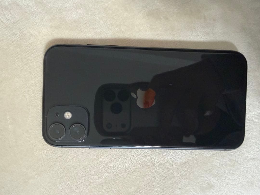 【美品】Apple iPhone 11 128GB ブラック