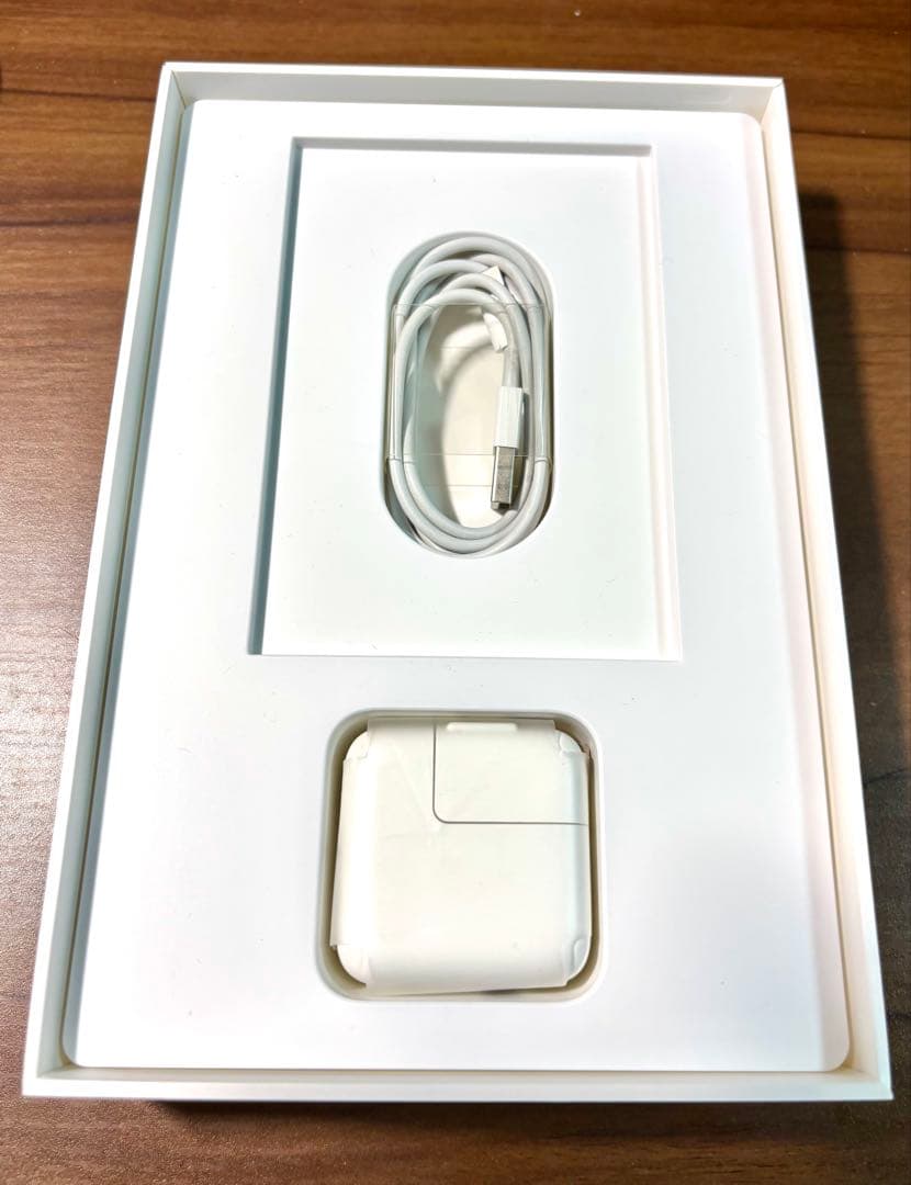 iPad mini 4 Wi-Fiモデル ゴールド 128GB