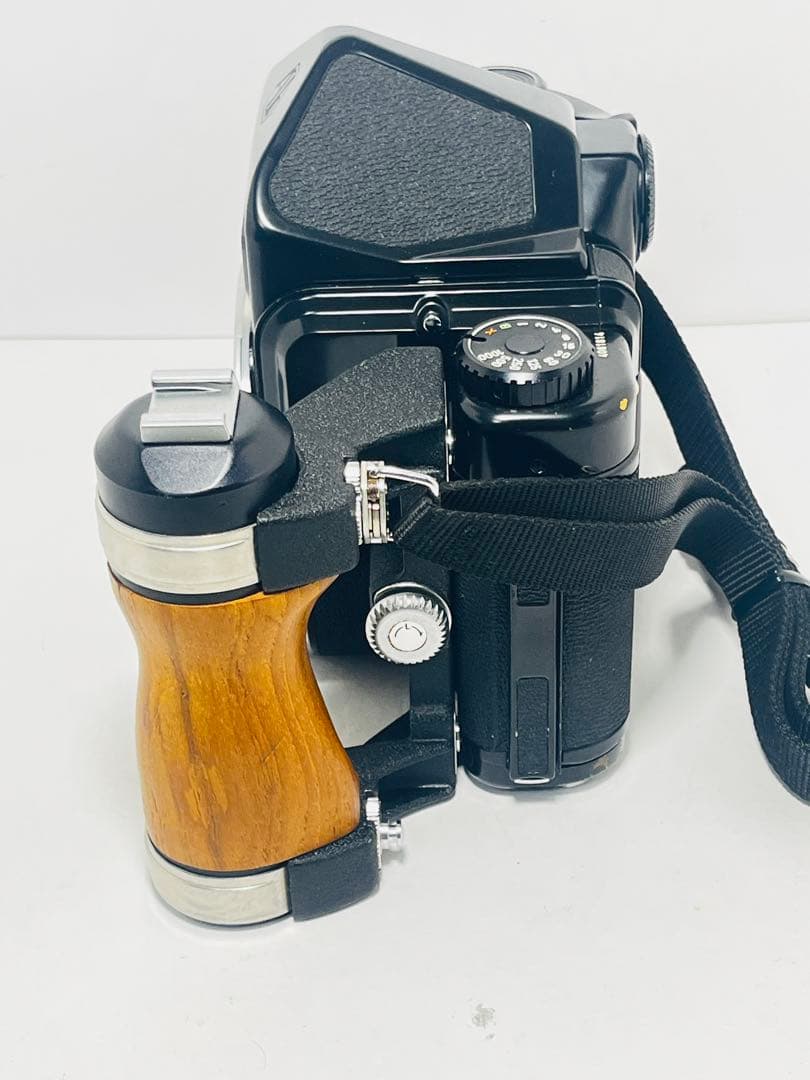 【完動品】ASAHI PENTAX 6×7 木製グリップ　ストラップ付き