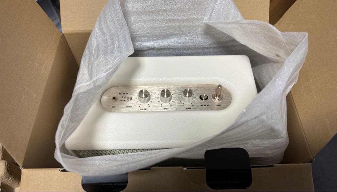 MarshallワイヤレススピーカーActon III クリーム