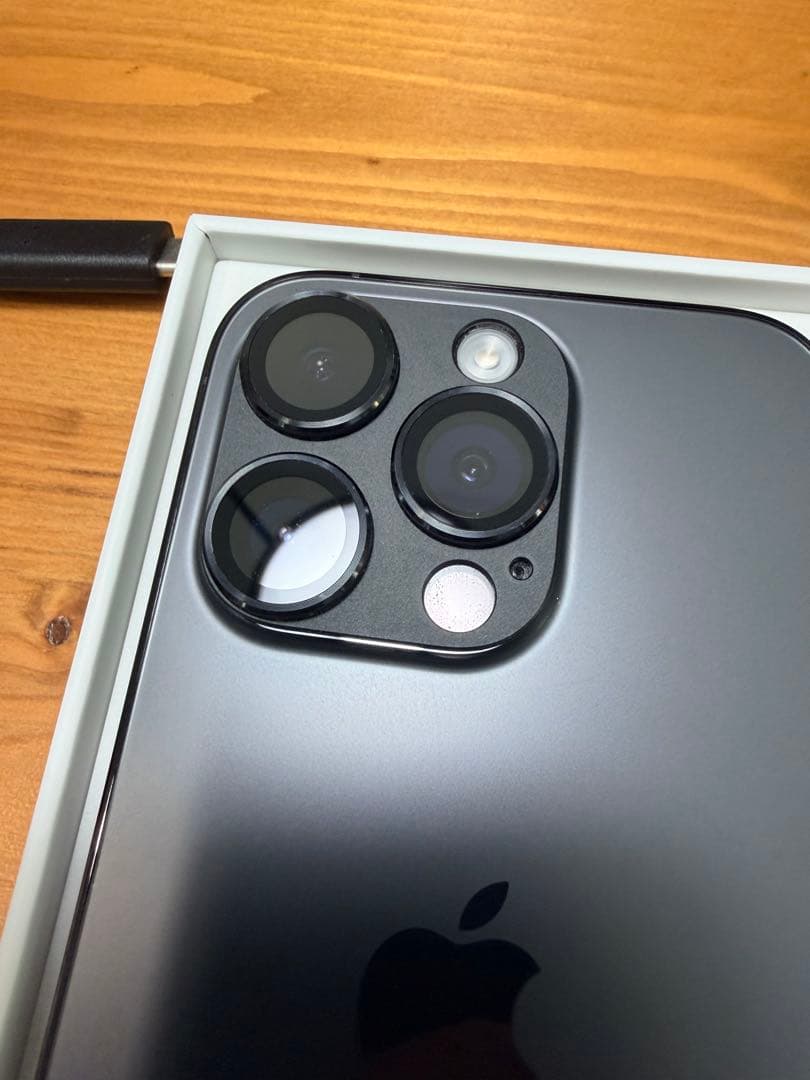 【美品】iPhone14Pro 256GB ブラック ケーブル付