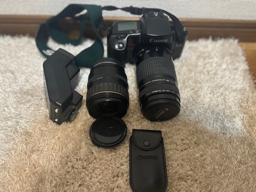 Canon EOS 1000QD 一眼レフカメラ その他付属品付き