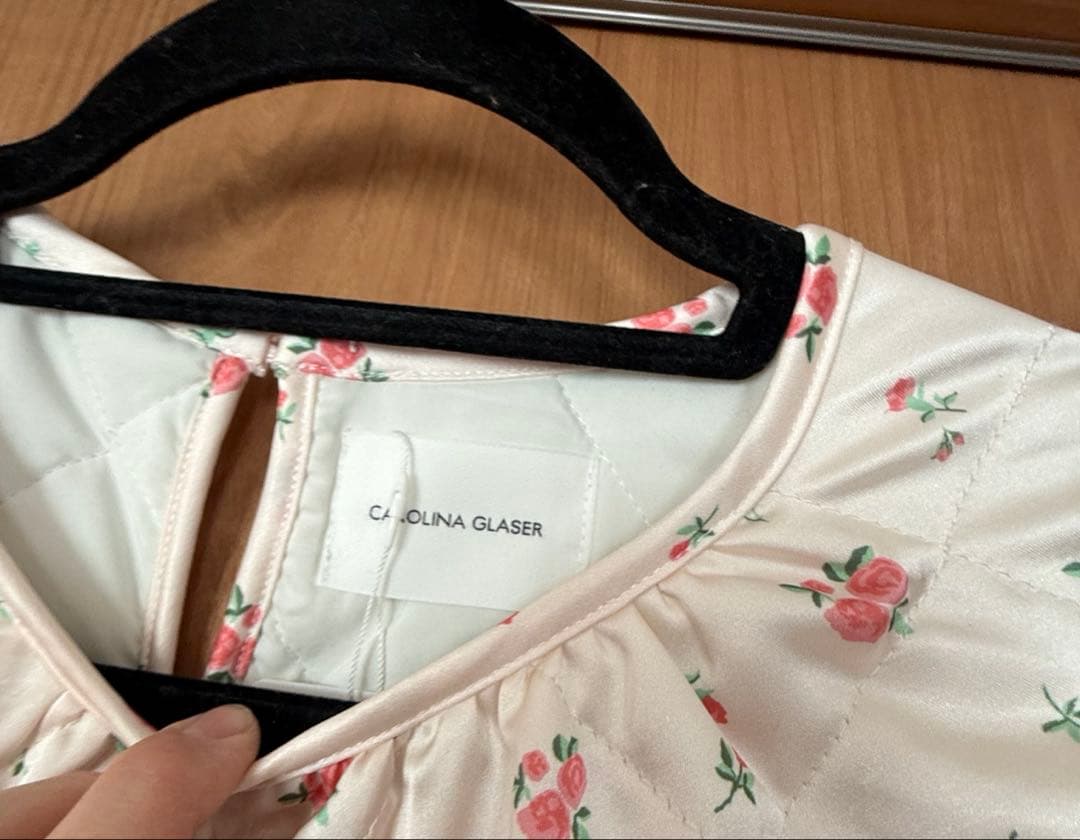 carolina glaser フラワーリボン キルティングワンピース