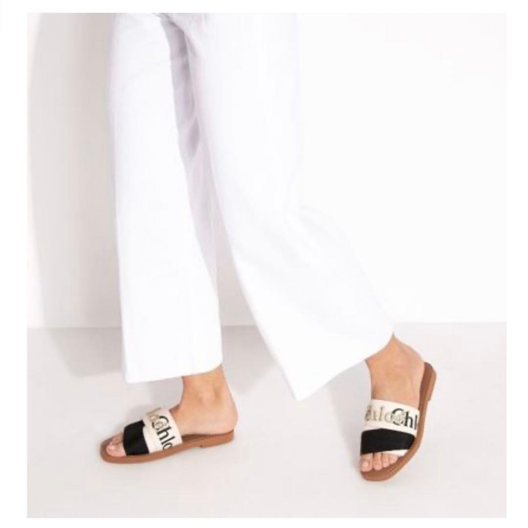 Chloe Woodyフラットサンダル