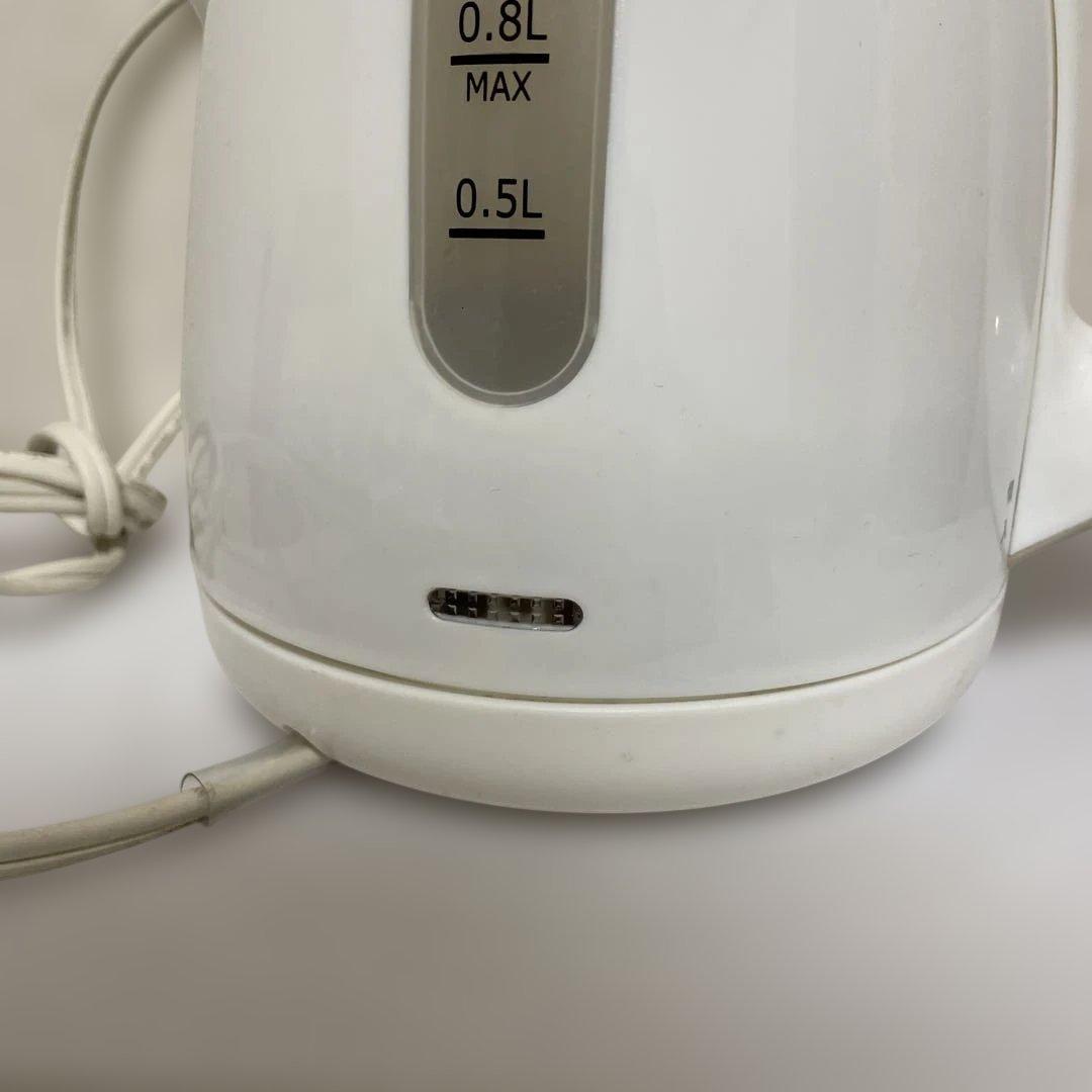 ホワイト電気ケトル 0.8L
