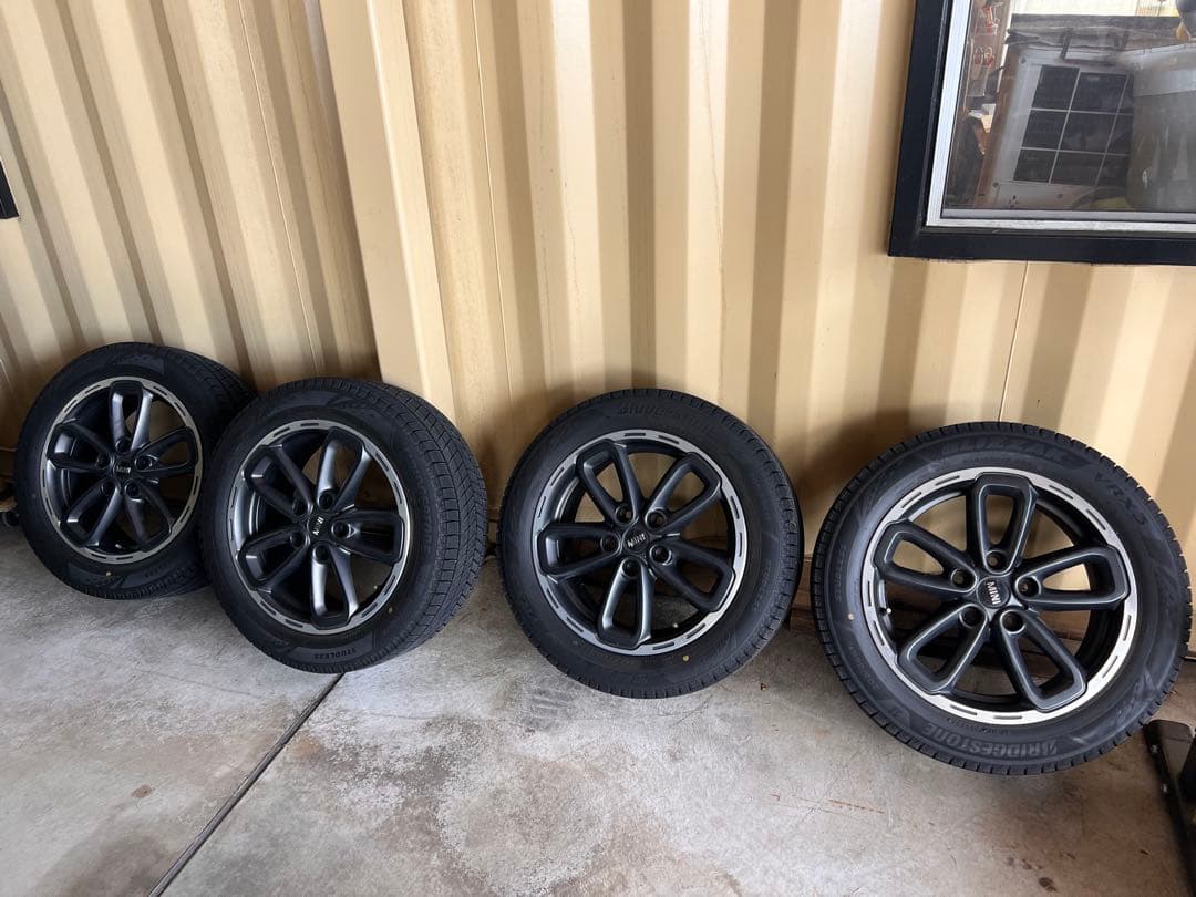 ミニクロスオーバーR60スタッドレスホイールセット ブリヂストン