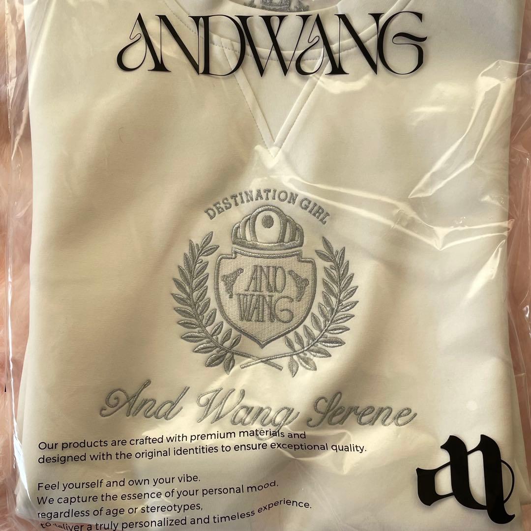 andwang トレーナー