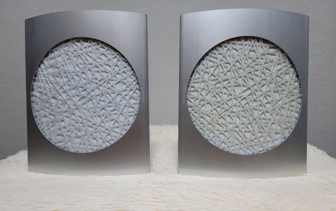 Bang&Olufsen Beolab 17（デスクスタンド付き）