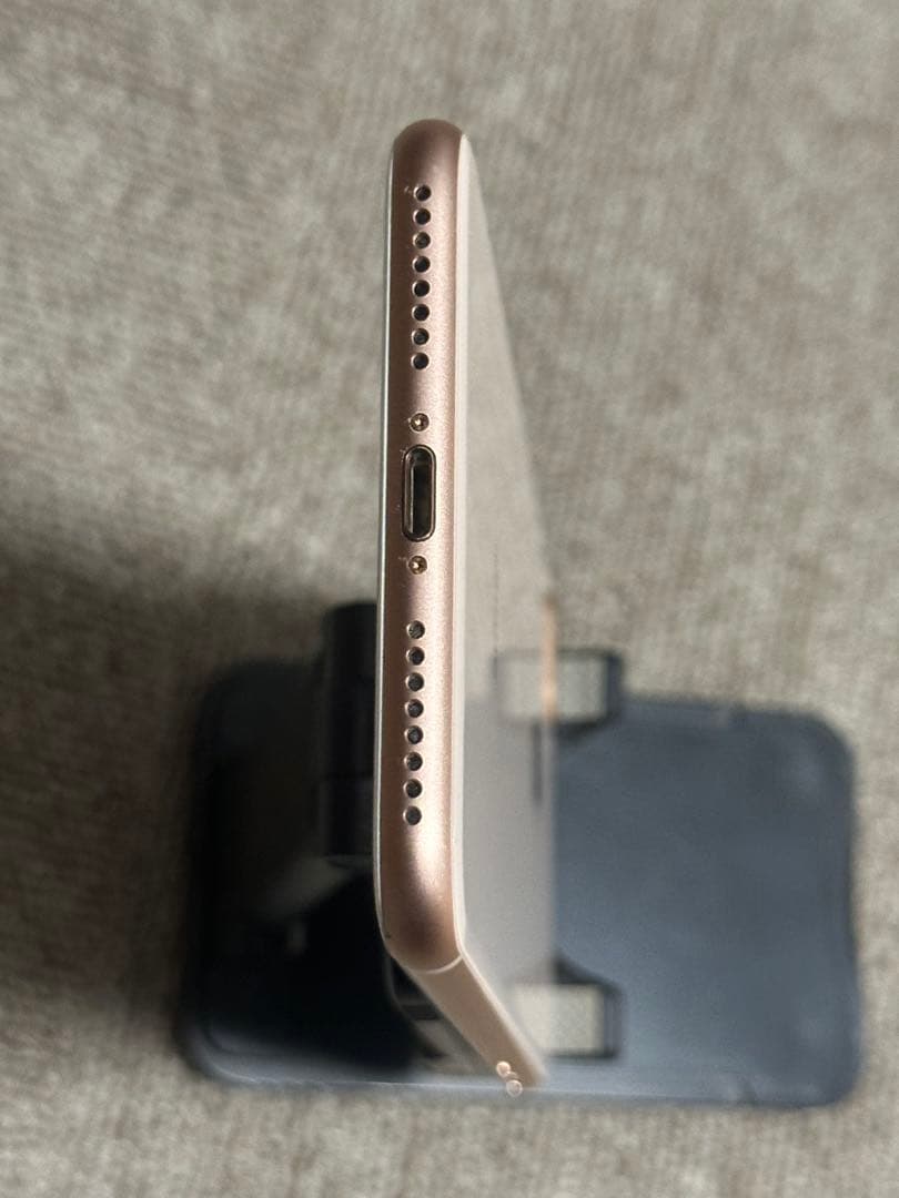 iPhone 8 Plusゴールド 256GB