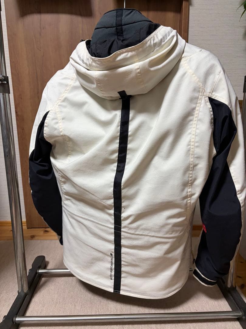 クシタニ K-2806 ウインタークラリティジャケット ホワイト LL