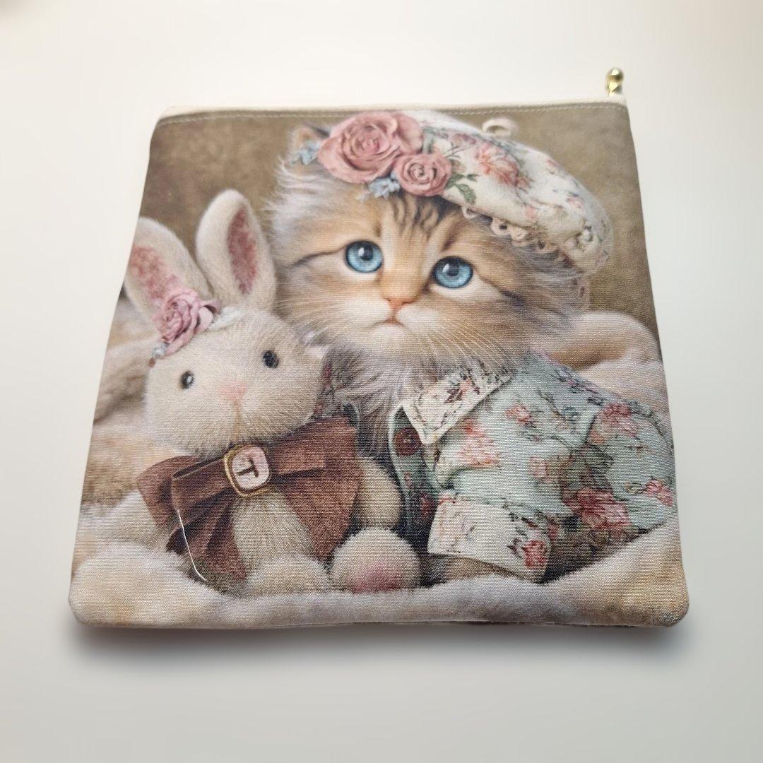 ねこパネル生地　ハンドメイド　フラットポーチ