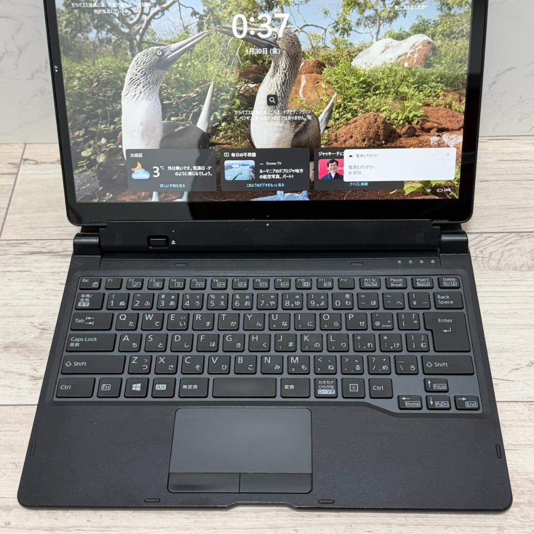 ARROWSTab Q739☆Core i5-8365U/SSD 128G/4G