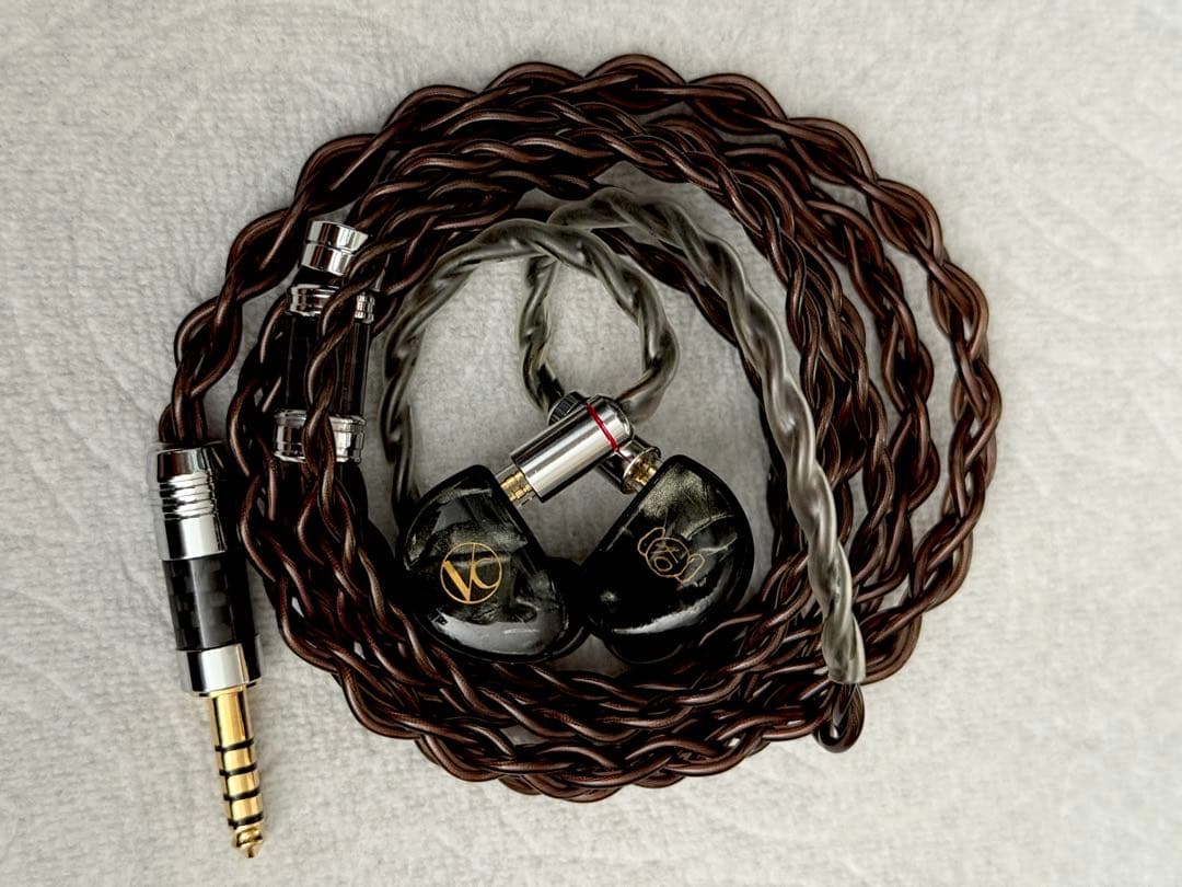 有線ピヤホン3 Hi-Unit001-pnk 4.4バランスケーブル「龍柱」付