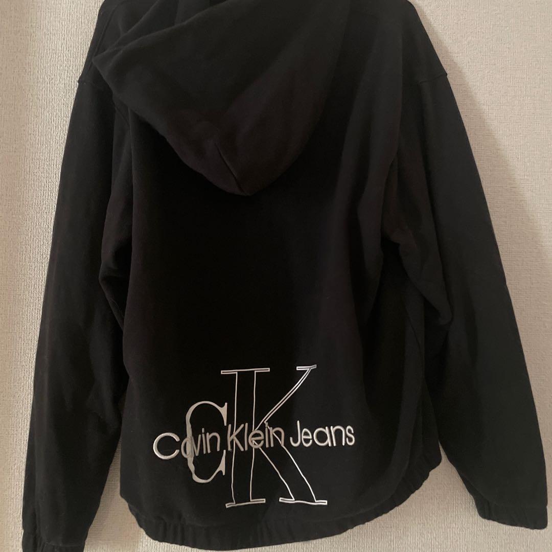 (値下げ)カルバンクライン ブラックジップアップフーディーパーカー