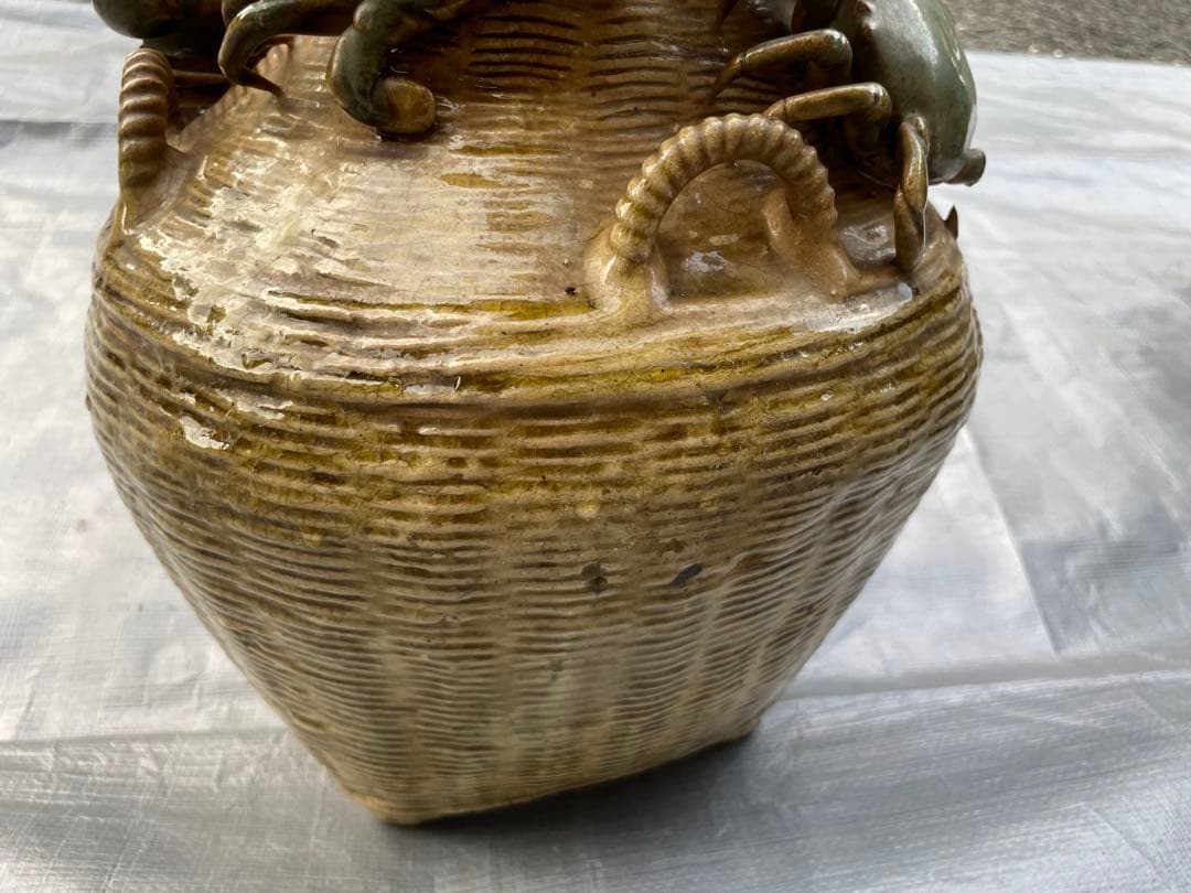 【現状品】蟹装飾 陶器花瓶 壺
