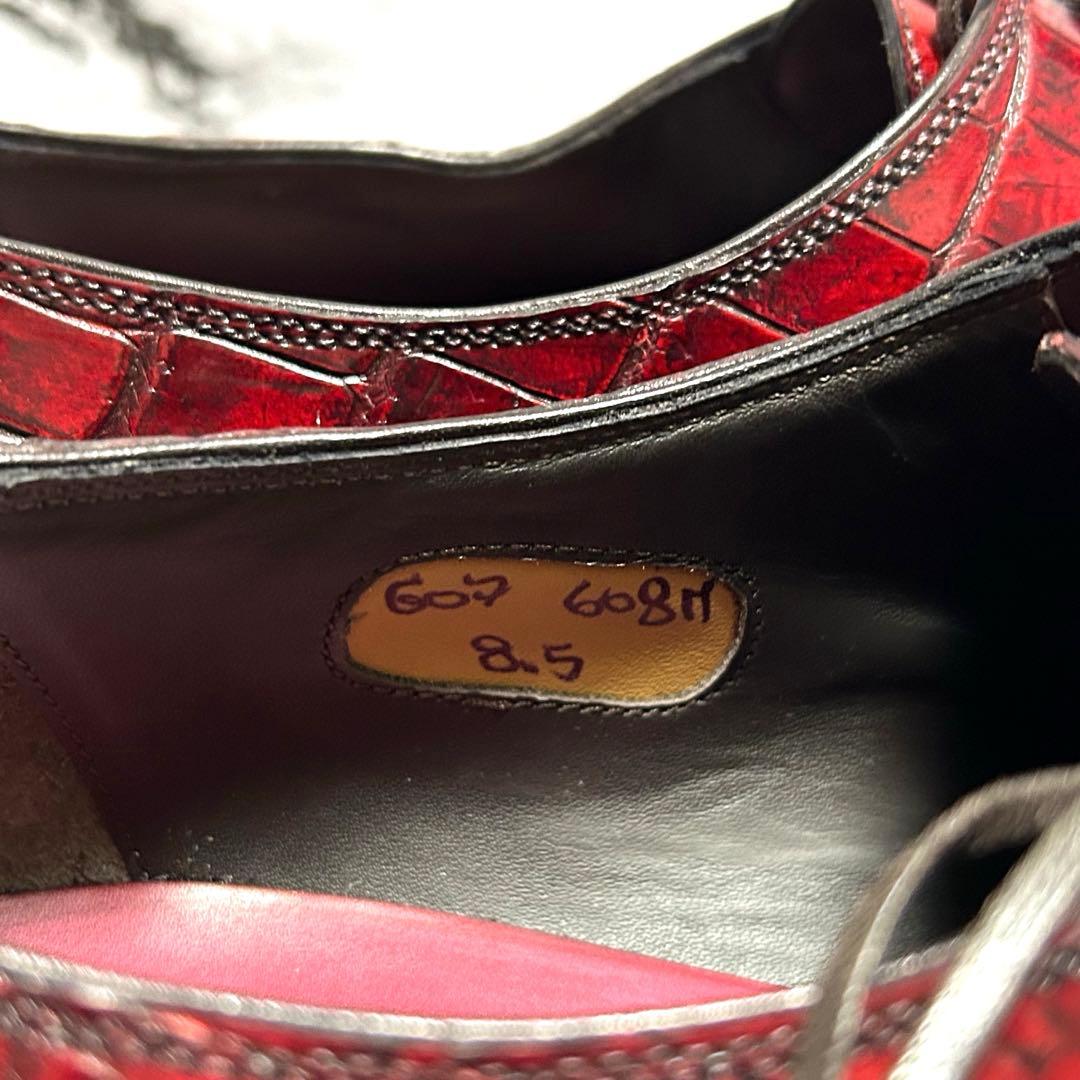 未使用　ボリーニ　レザーシューズ　8 1/2表記　ワニ革　ホールカット　革靴