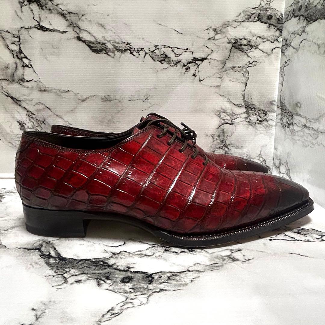 未使用　ボリーニ　レザーシューズ　8 1/2表記　ワニ革　ホールカット　革靴