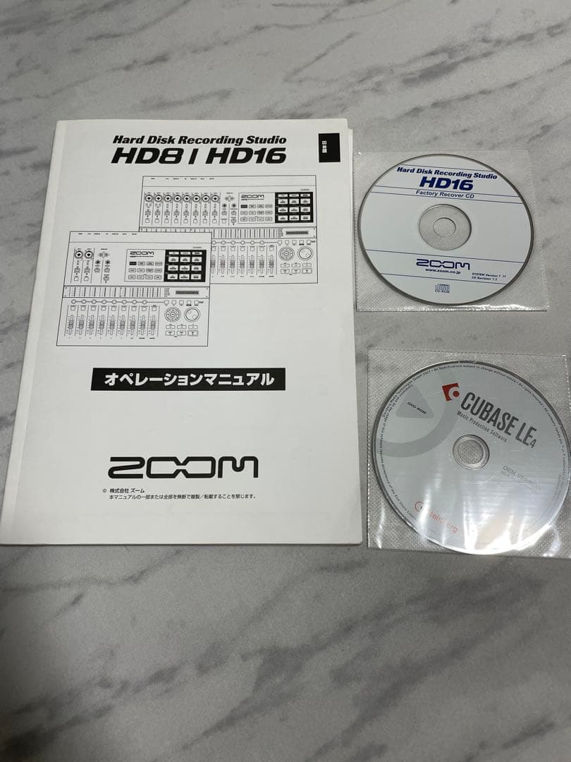 ZOOM HD16 マルチトラックレコーダー(別売りフットスイッチ付き)