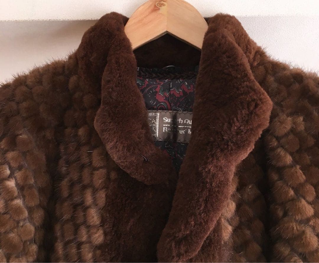90万　極美品 SAGA MINK ミンク 　オポサム柔らか　 裏地柄　コート