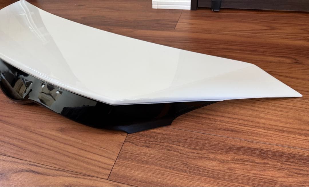 ハリアー80 ノブレッセ　マークレスグリル　089 プラチナホワイト