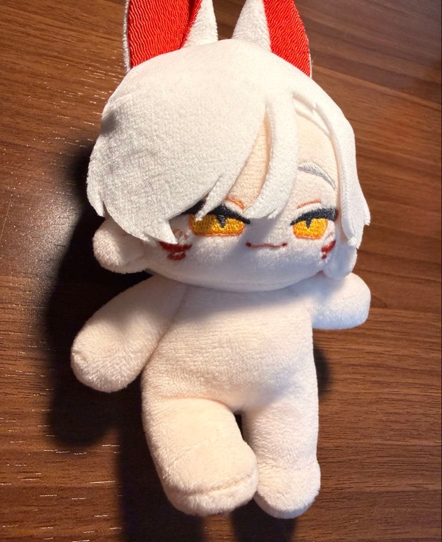 無属性ぬいぐるみ　約10cm 狐モチーフ