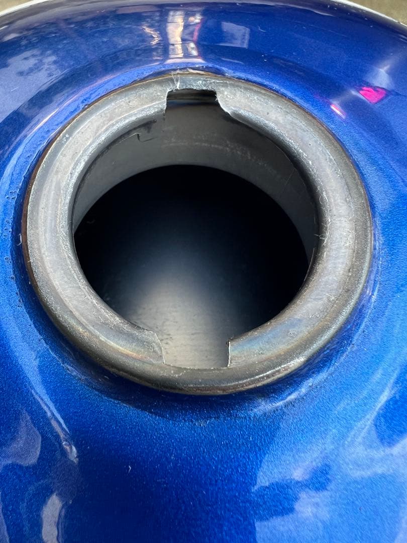 ホンダ　HONDA FTR223 新車外しタンク　純正トリコロール