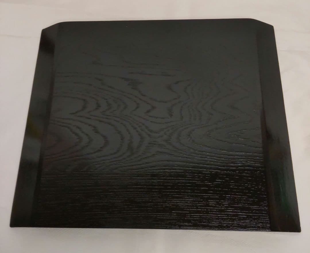 木目の美しい折敷　卓上膳　吹上型　天然木製　黒　漆塗り　５枚セット　共箱あり