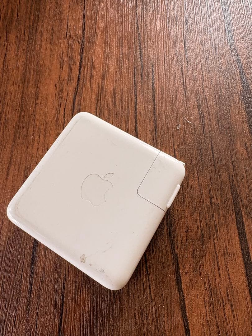 MacBookPro 2018 Touch Bar 8GBメモリ 500GB