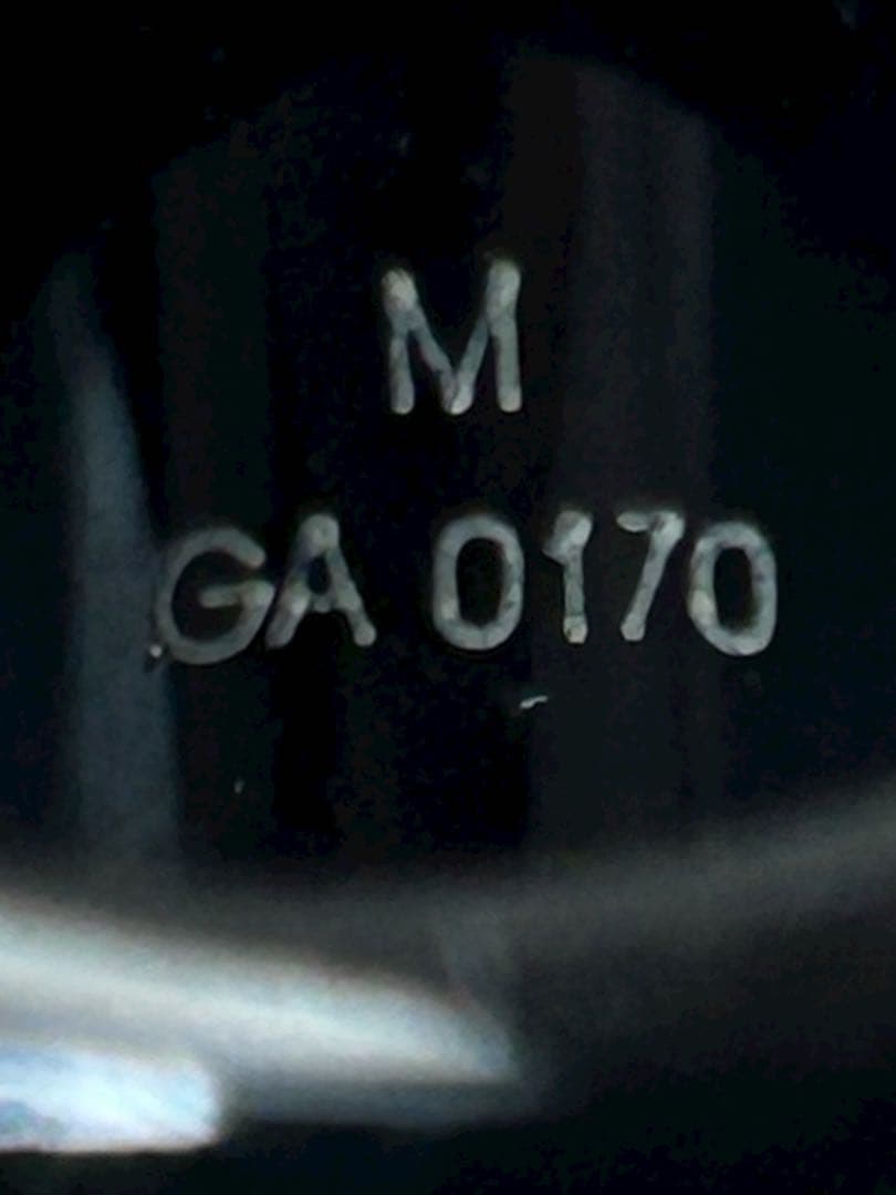 Louis Vuitton ルイヴィトン バングル ブラック×ゴールドMサイズ