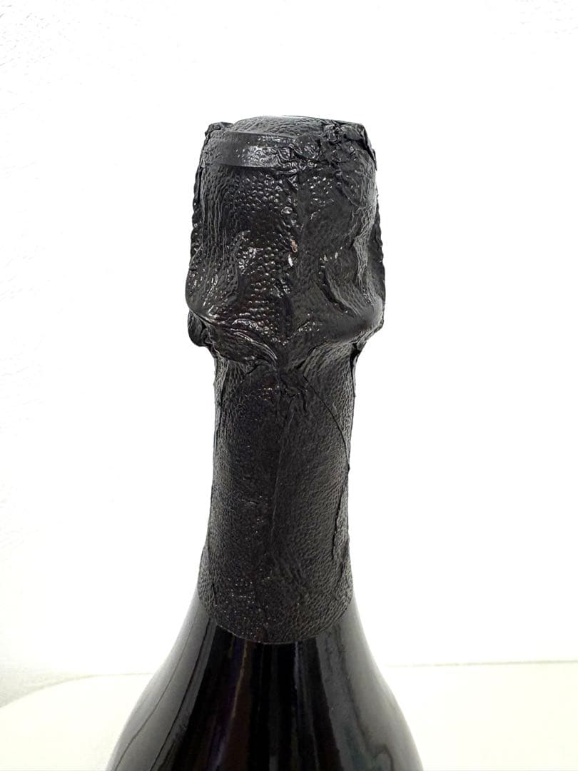 Dom Pérignon シャンパン 2010年ヴィンテージ　特別ボックス付