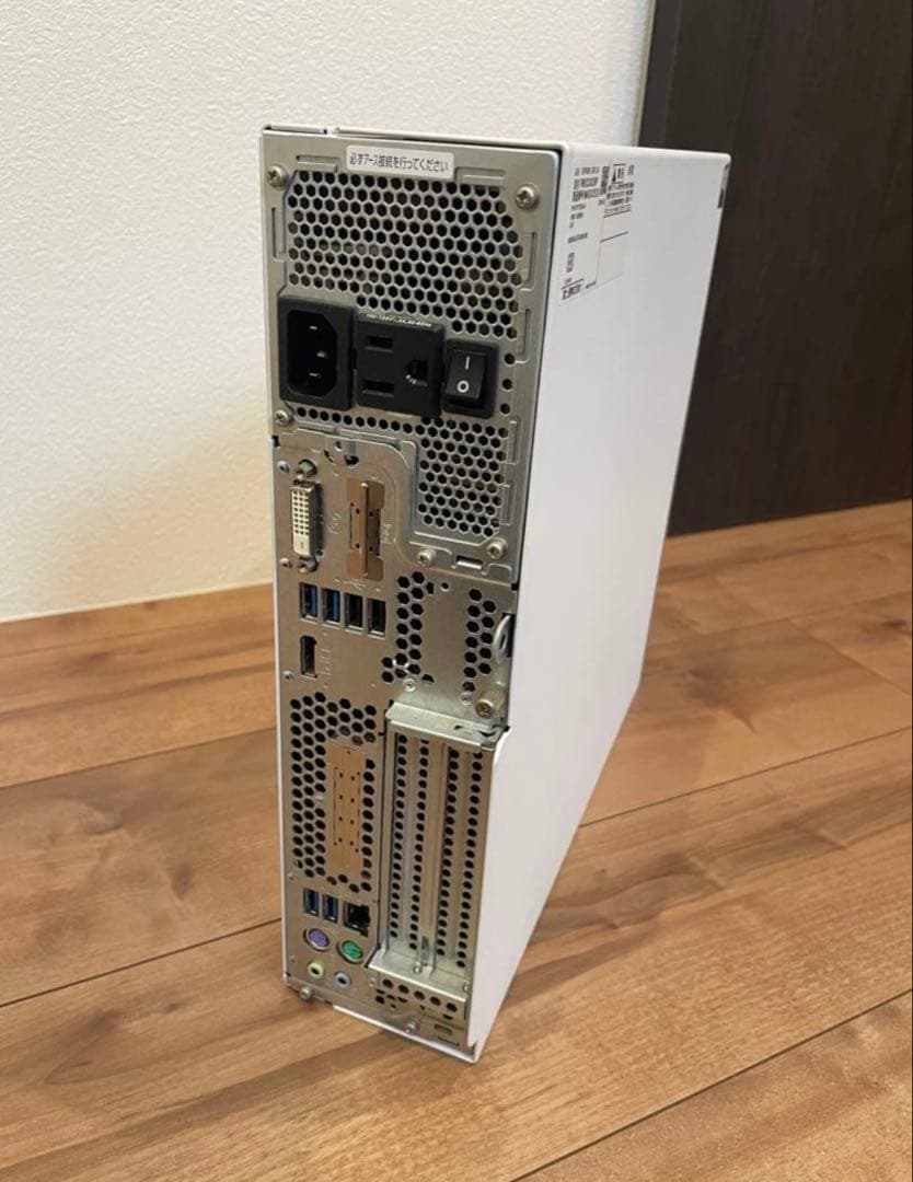 富士通デスクトップPC D587/SX