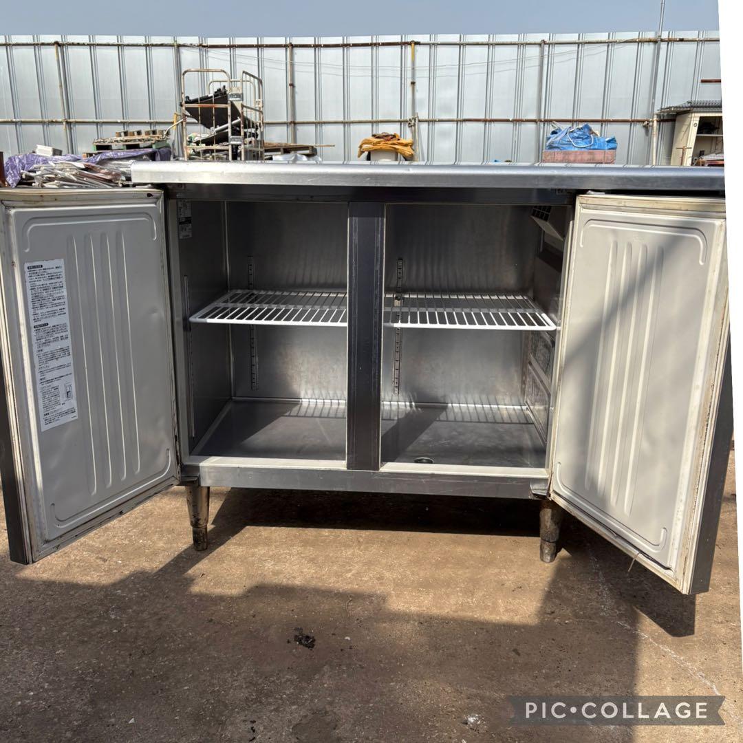 業務用ホシザキの２ドア台下冷蔵庫です。 120ｃｍ幅の需要の多い商品です。