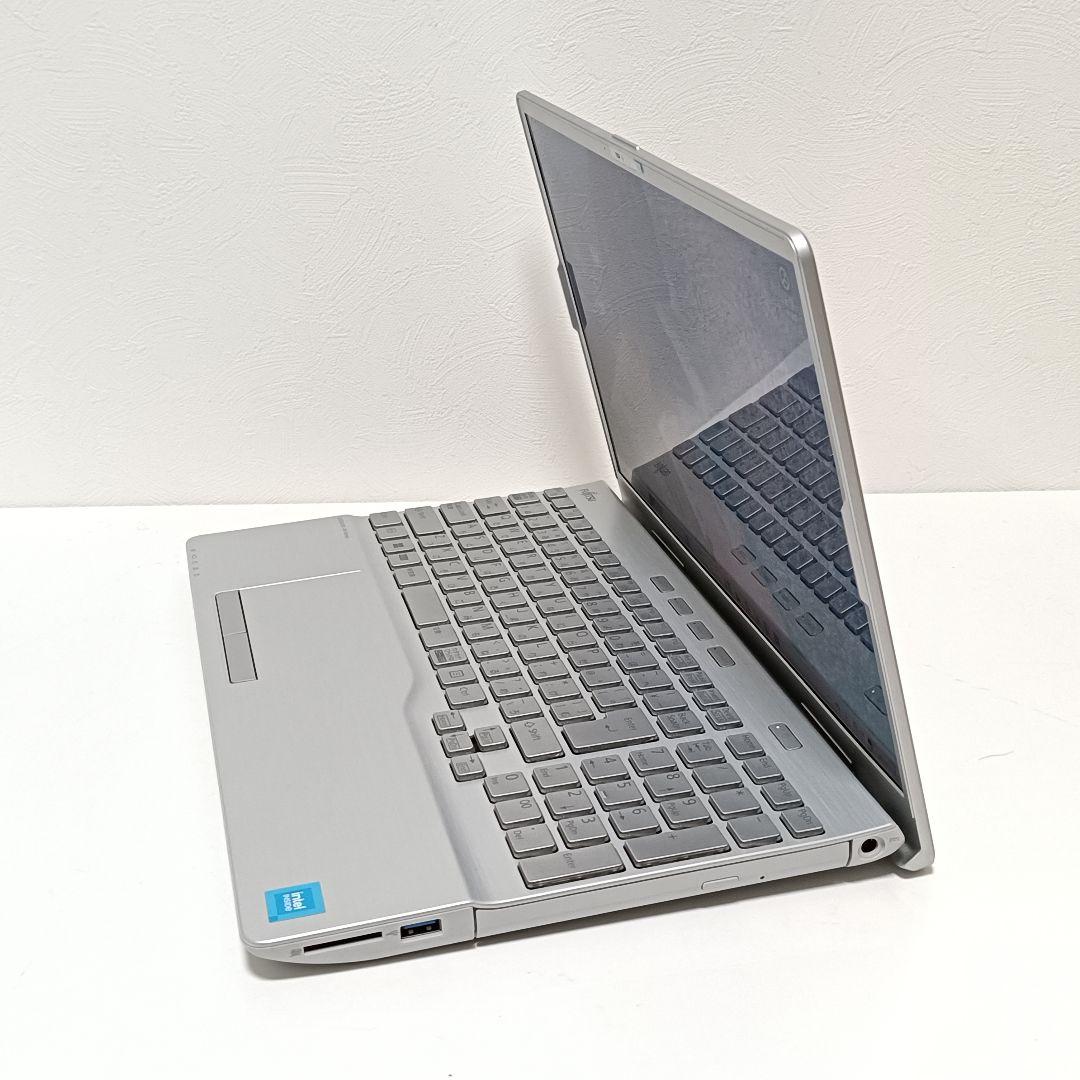 2024年 富士通 Windows11 15.6型 ノートパソコン SSD