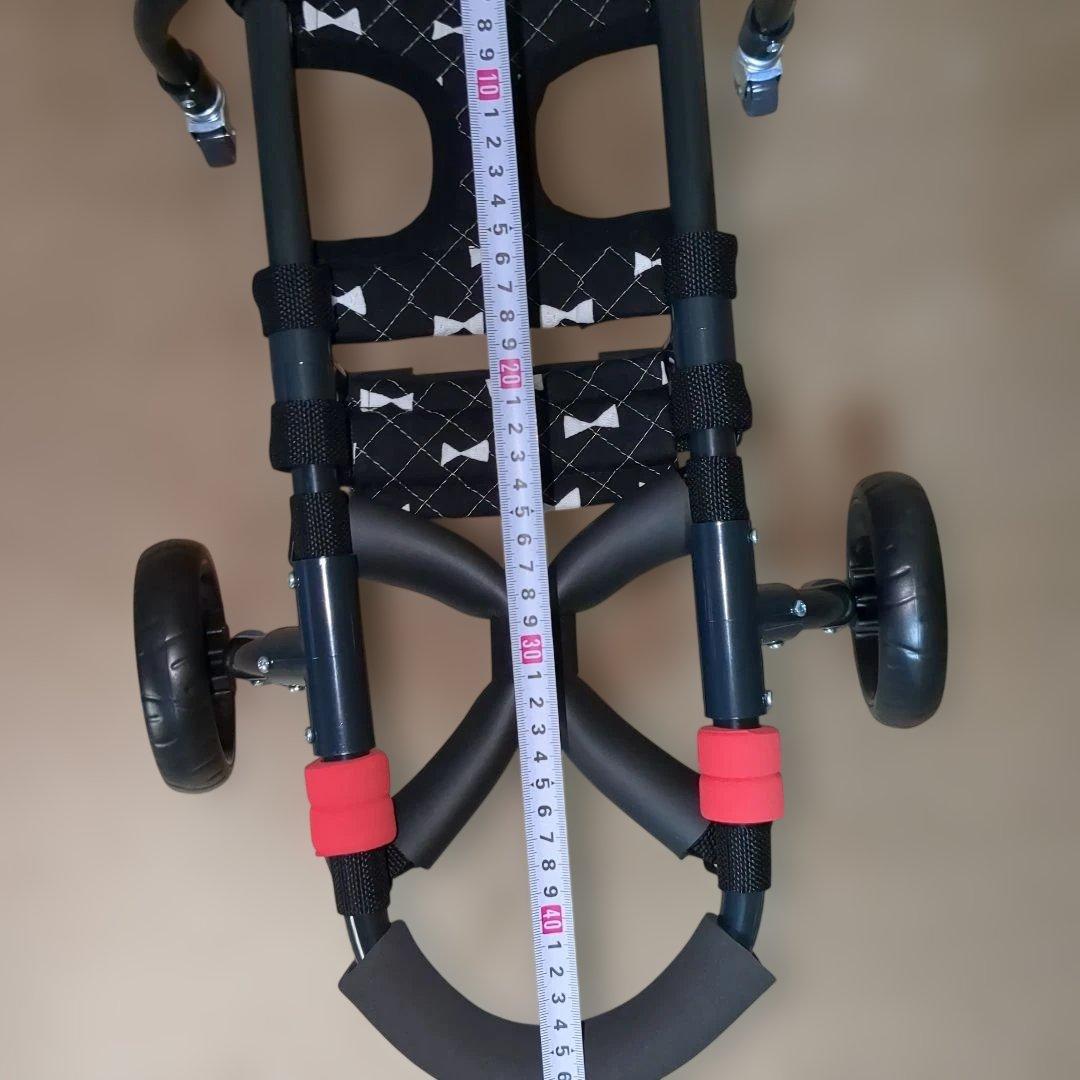 ワンちゃん4輪　リハビリ　食事補助　犬用車椅子　介護用　犬の歩行器