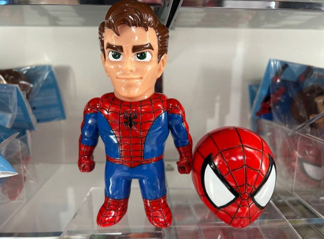 トイサピエンス限定　スパイダーマン　ソフビ Kaiju One