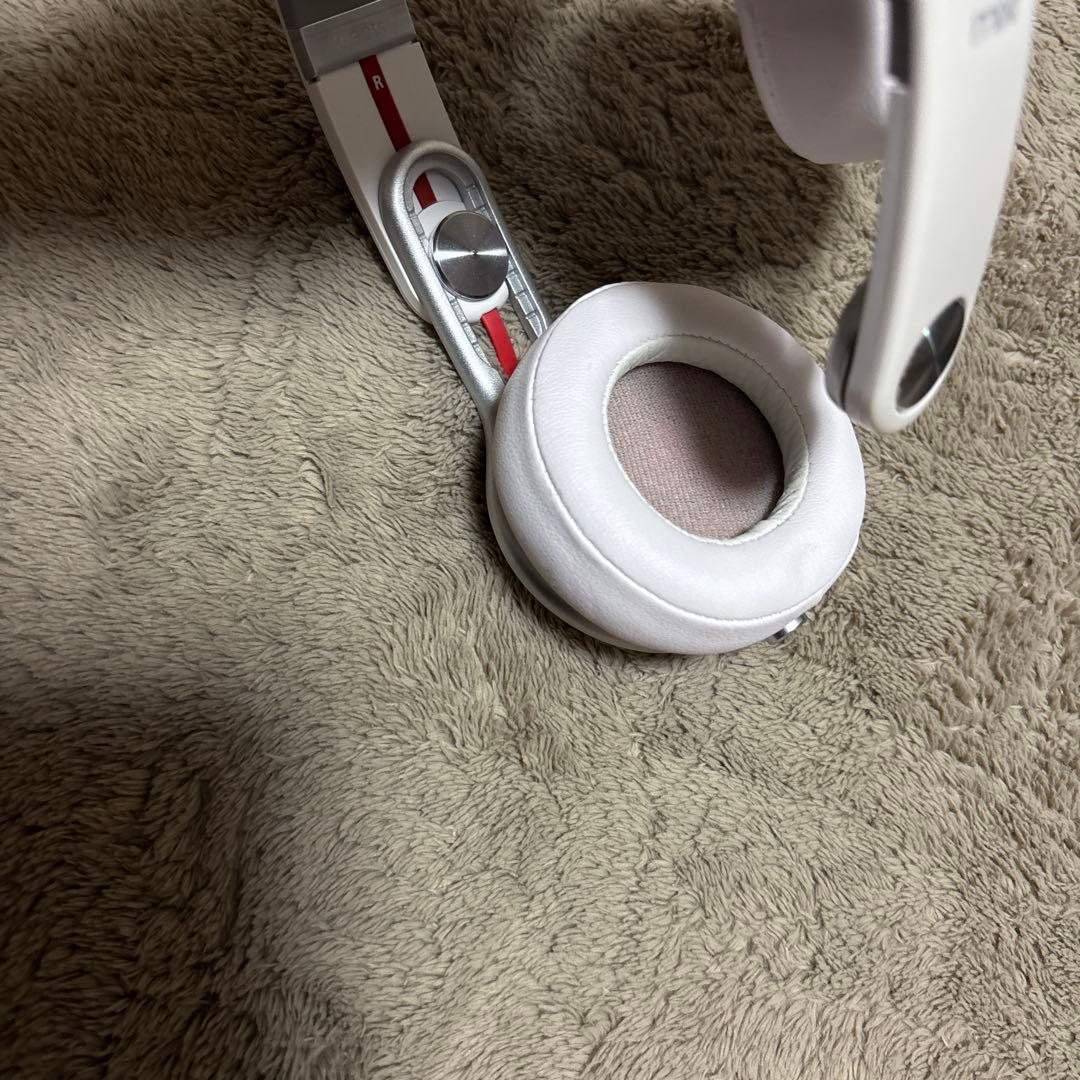 beats mixr ホワイト 有線ヘッドホン