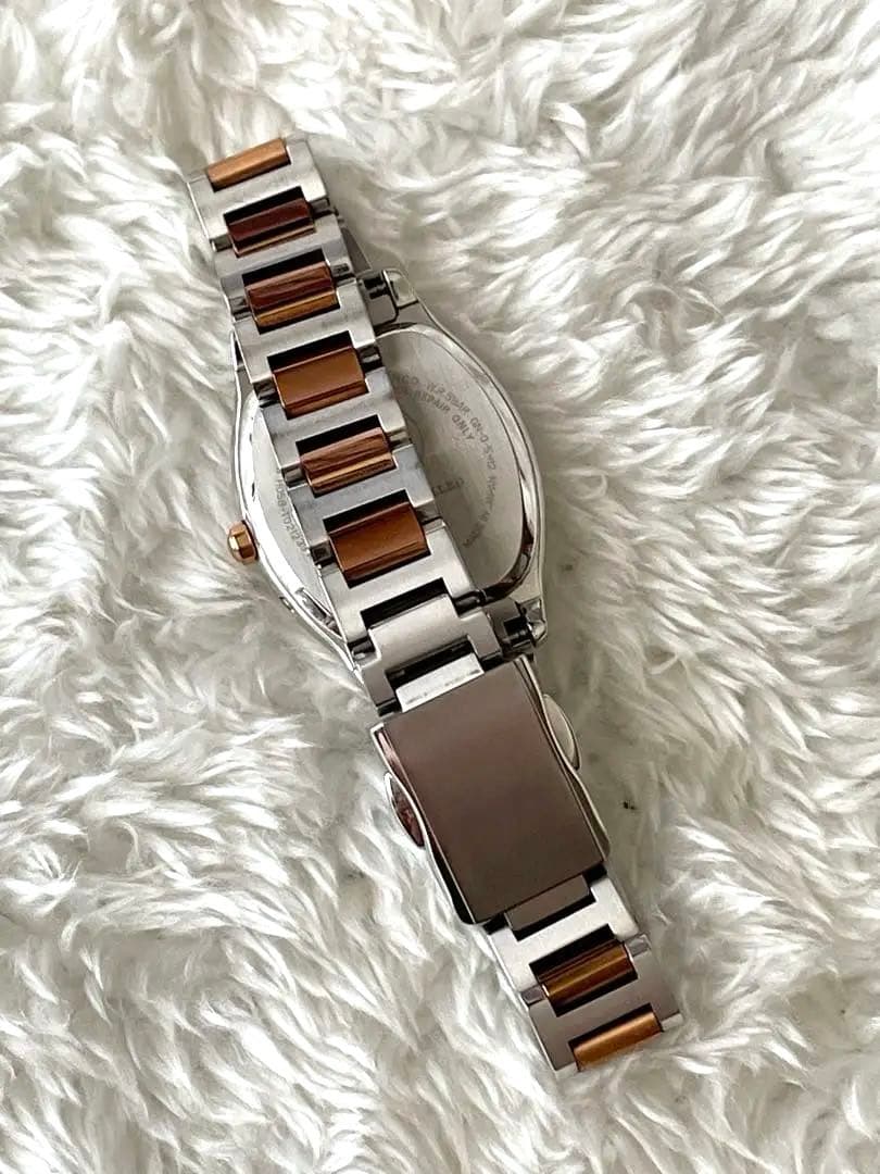 ＊　CITIZEN Xc エコドライブ電波 ティタニア ES8154-55W ＊