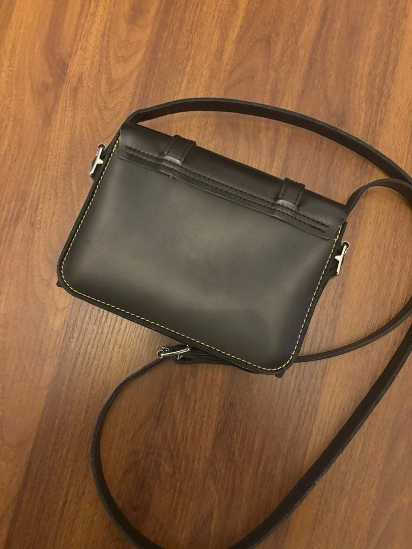 Dr. Martens/ドクターマーチン 7インチ サッチェルバッグ