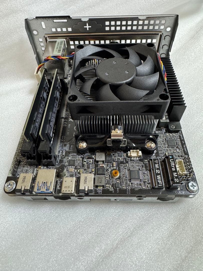 ベアボーン・キット ASRock DeskMini A300 Athlon 200GE AM4