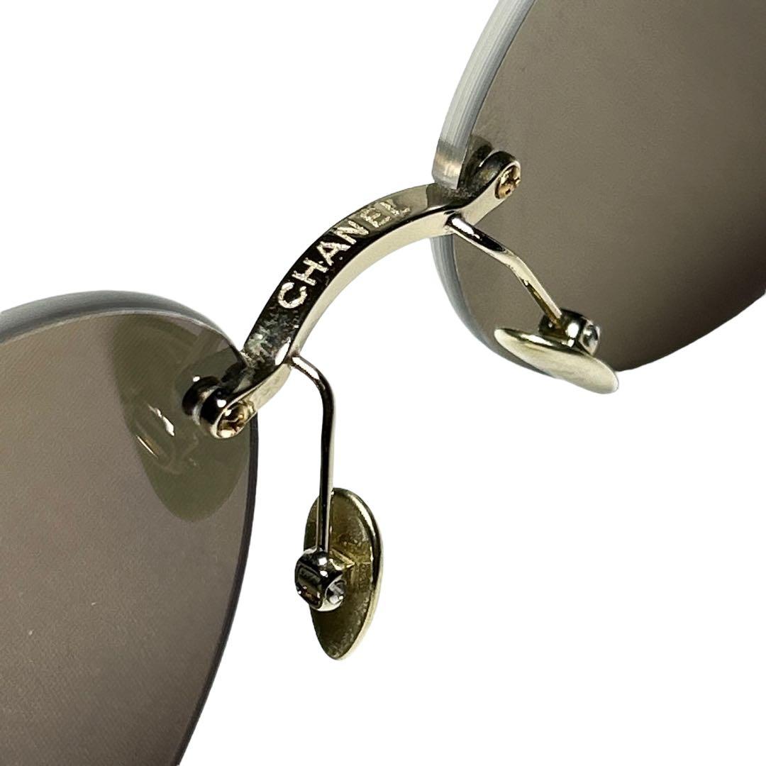 CHANEL シャネル　サングラス　ミラーレンズ　丸メガネ アイウェア　度なし
