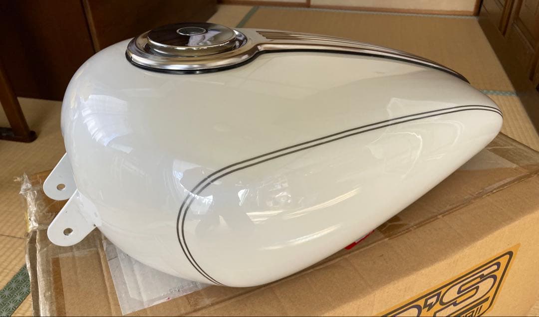 【極上】スポーツスター17Lガソリンタンク キャブ車用