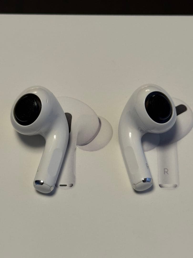 美品 AirPods Pro 第1世代（正規品・動作良好・匿名配送）